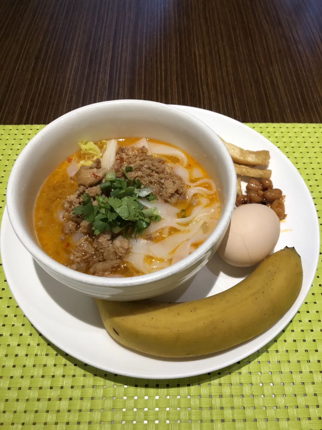 DƬ